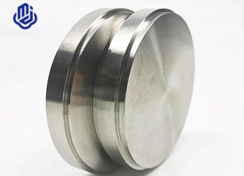 Titāna zobārstniecības disks